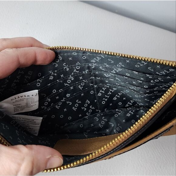 Olivia + Joy Black/Taupe chain Wristlet Zip around Clutch Handbag - Picture 4 of 6